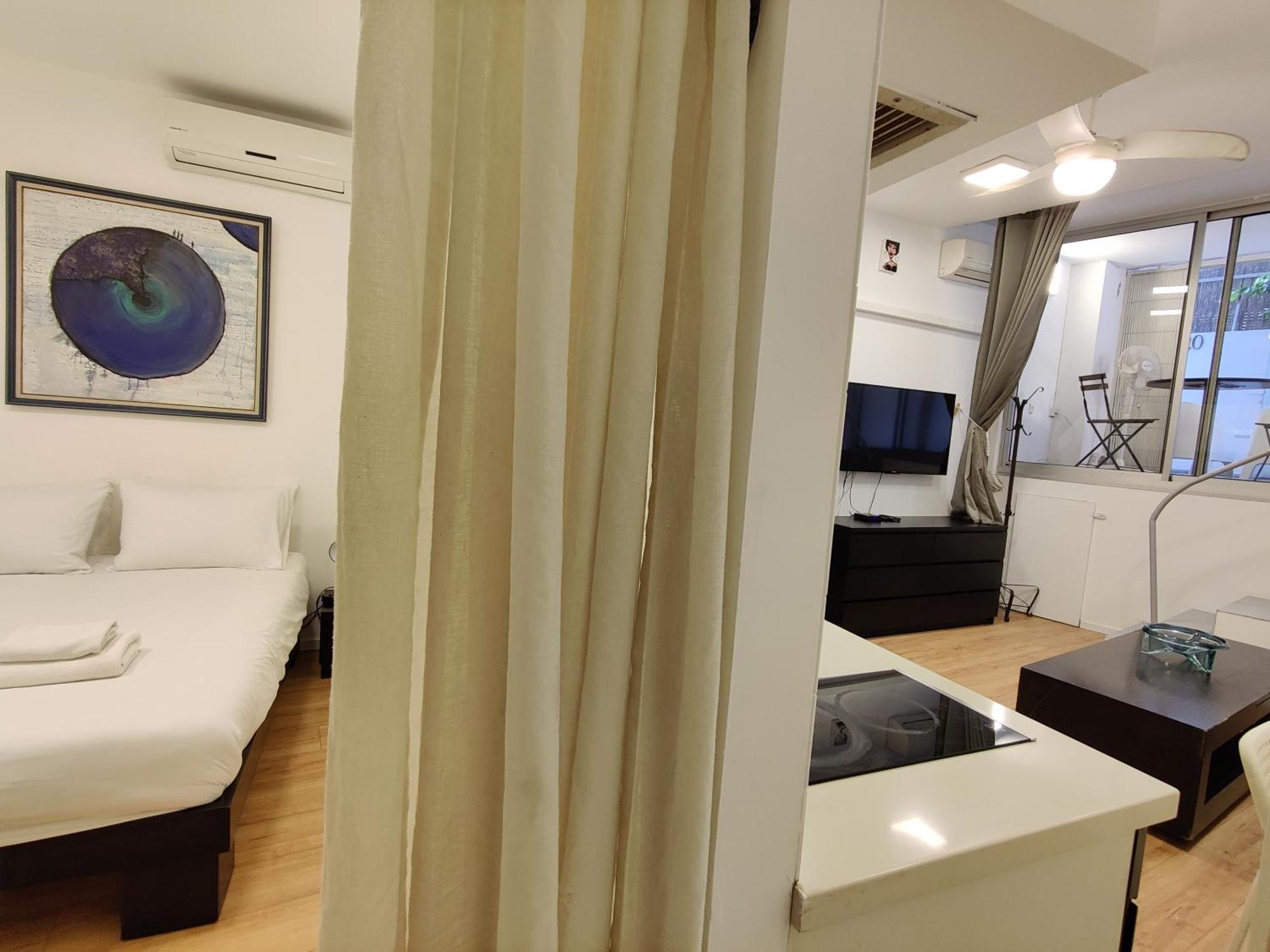 Central Stay Tlv Beachfront Tel Aviv Room photo